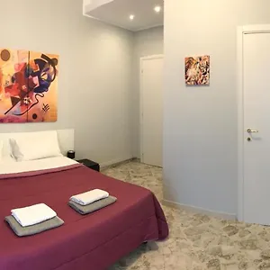 Cavour 124 -guest-room- 2* Bari
